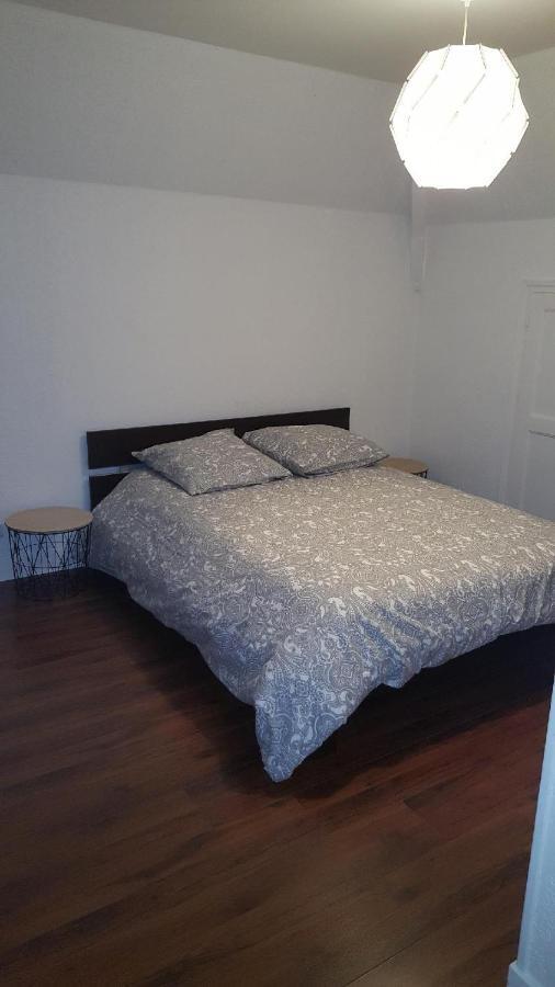 Bel Appartement En Plein Coeur De Ville เลอ ครูโซต์ ภายนอก รูปภาพ