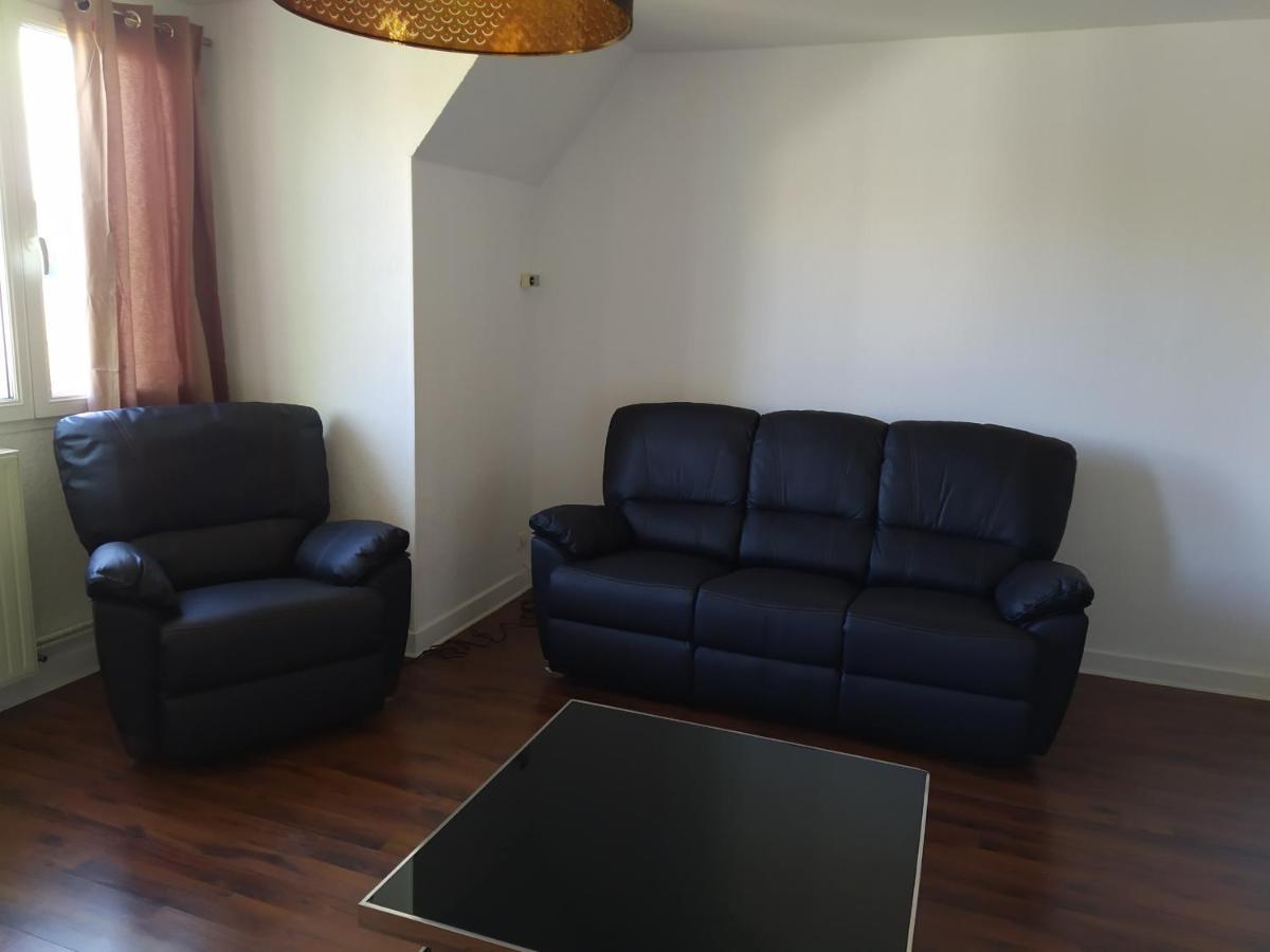 Bel Appartement En Plein Coeur De Ville เลอ ครูโซต์ ภายนอก รูปภาพ