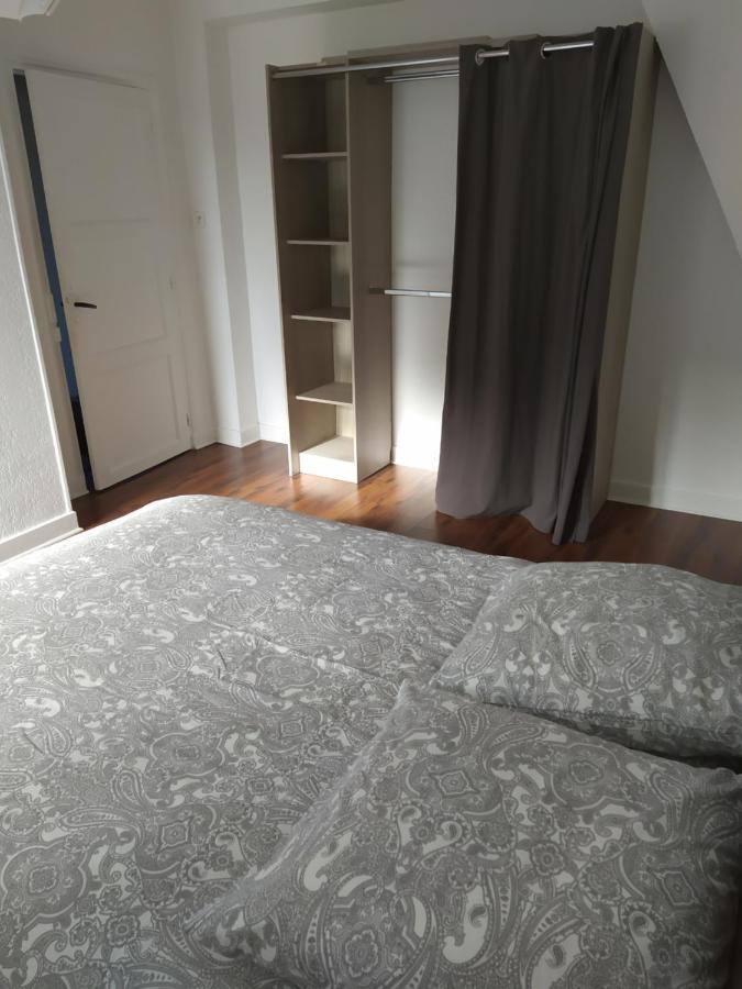 Bel Appartement En Plein Coeur De Ville เลอ ครูโซต์ ภายนอก รูปภาพ